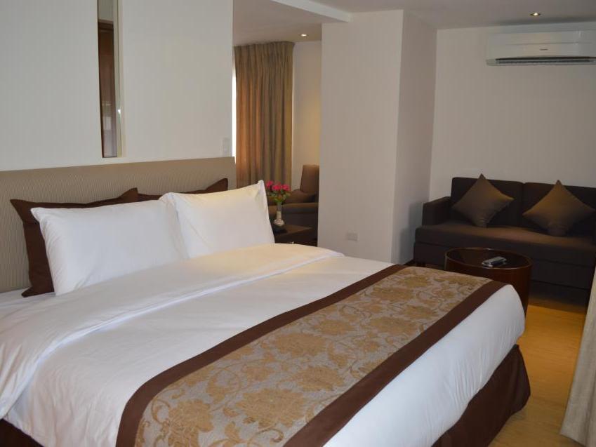 Sir William'S Hotel Quezon City Extérieur photo