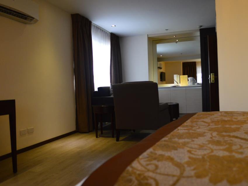 Sir William'S Hotel Quezon City Extérieur photo