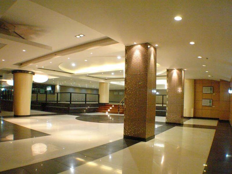 Sir William'S Hotel Quezon City Extérieur photo