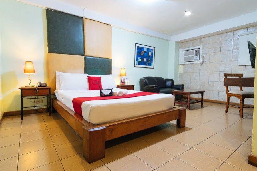 Sir William'S Hotel Quezon City Extérieur photo