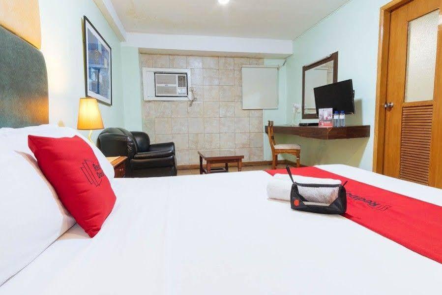 Sir William'S Hotel Quezon City Extérieur photo